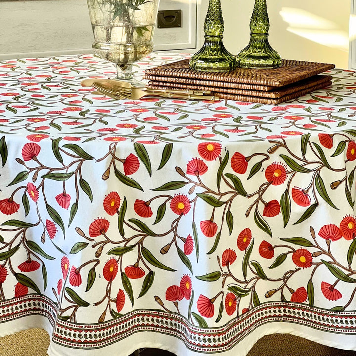 Red Flowering gums round tablecloth