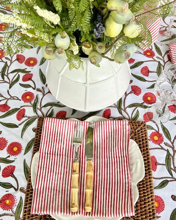 Striped table napkins - set of 4- Red
